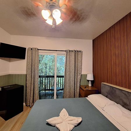 Wild Ginger Hotel ヒロ エクステリア 写真
