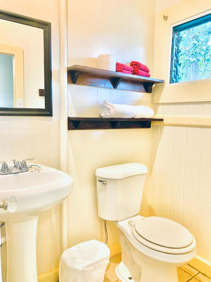 Wild Ginger Hotel ヒロ エクステリア 写真
