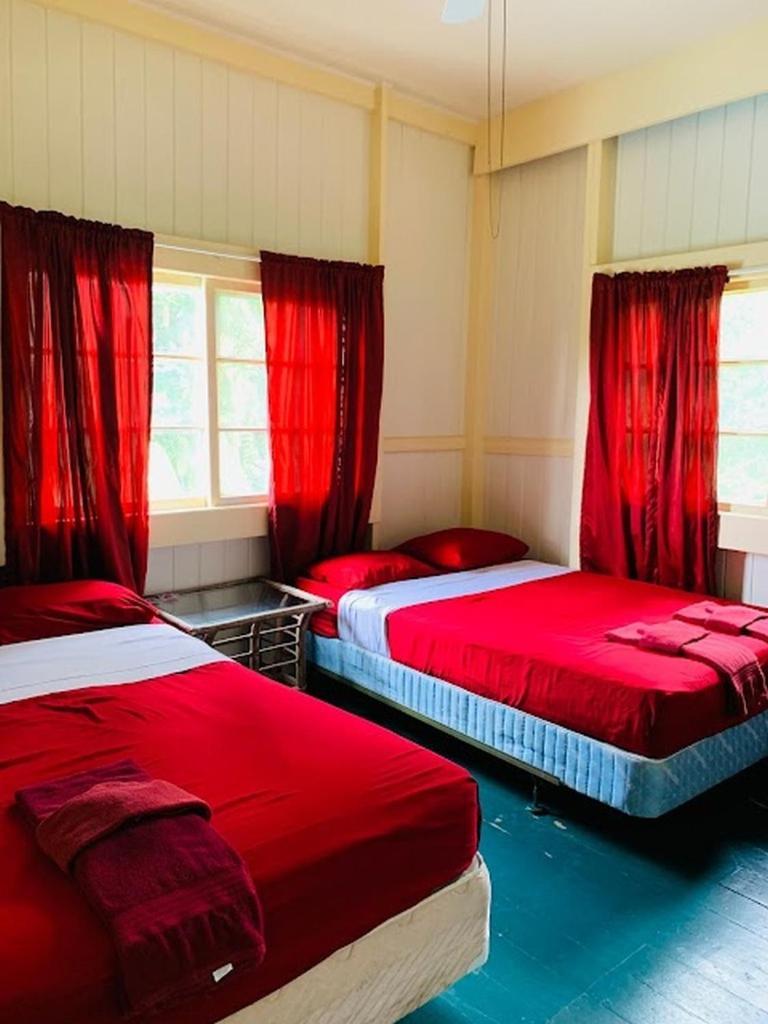 Wild Ginger Hotel ヒロ エクステリア 写真