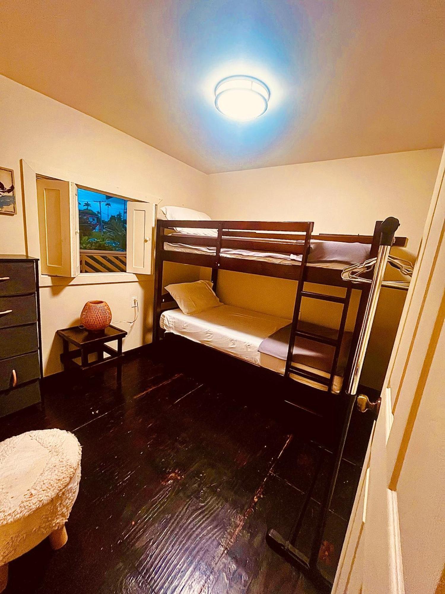 Wild Ginger Hotel ヒロ エクステリア 写真