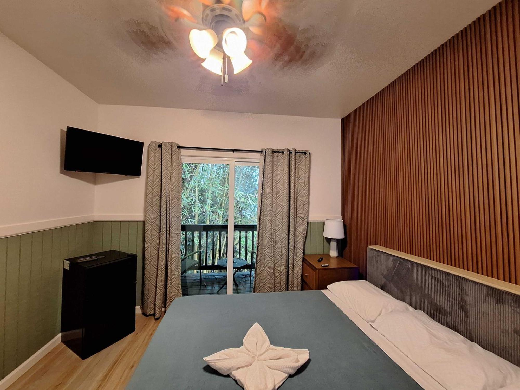 Wild Ginger Hotel ヒロ エクステリア 写真